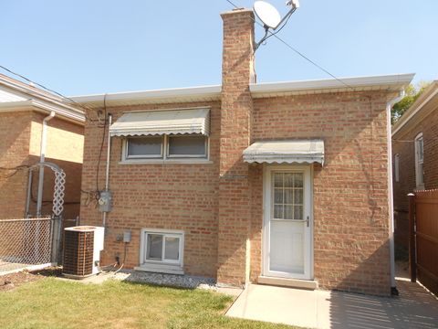 Tiny photo for 5820 S Rutherford Avenue, Chicago, IL 60638 (MLS # 12508269)