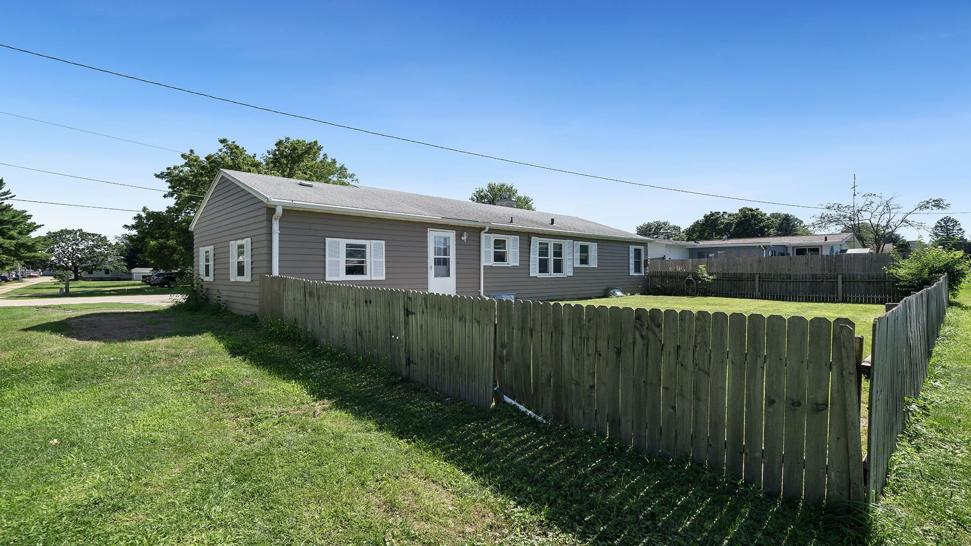 206 W Green Street