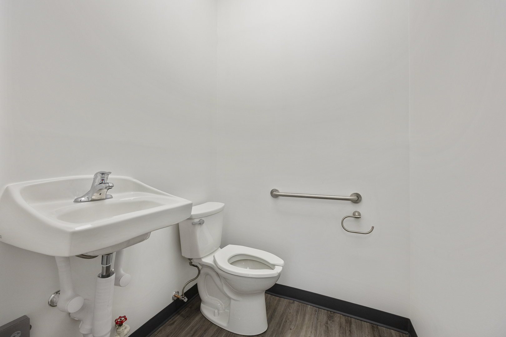 27W205 Geneva Road