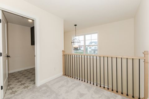 Tiny photo for 1313 Woodbine Road, Bloomington, IL 61704 (MLS # 12422217)