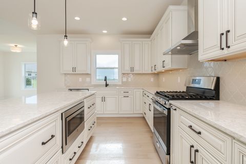 Tiny photo for 1313 Woodbine Road, Bloomington, IL 61704 (MLS # 12422217)