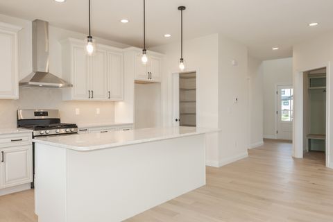 Tiny photo for 1313 Woodbine Road, Bloomington, IL 61704 (MLS # 12422217)