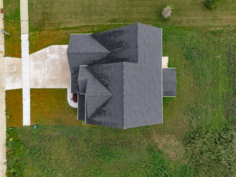 Tiny photo for 1313 Woodbine Road, Bloomington, IL 61704 (MLS # 12422217)