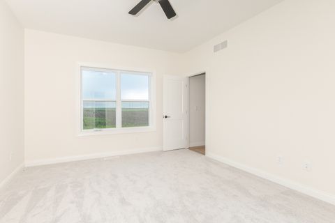 Tiny photo for 1313 Woodbine Road, Bloomington, IL 61704 (MLS # 12422217)