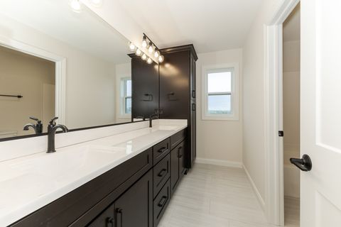 Tiny photo for 1313 Woodbine Road, Bloomington, IL 61704 (MLS # 12422217)