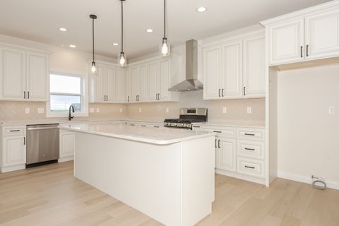 Tiny photo for 1313 Woodbine Road, Bloomington, IL 61704 (MLS # 12422217)