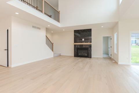 Tiny photo for 1313 Woodbine Road, Bloomington, IL 61704 (MLS # 12422217)