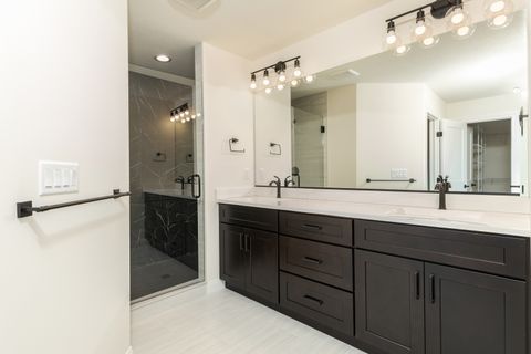 Tiny photo for 1313 Woodbine Road, Bloomington, IL 61704 (MLS # 12422217)