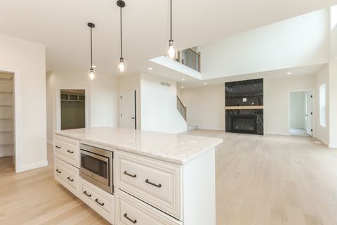 Tiny photo for 1313 Woodbine Road, Bloomington, IL 61704 (MLS # 12422217)