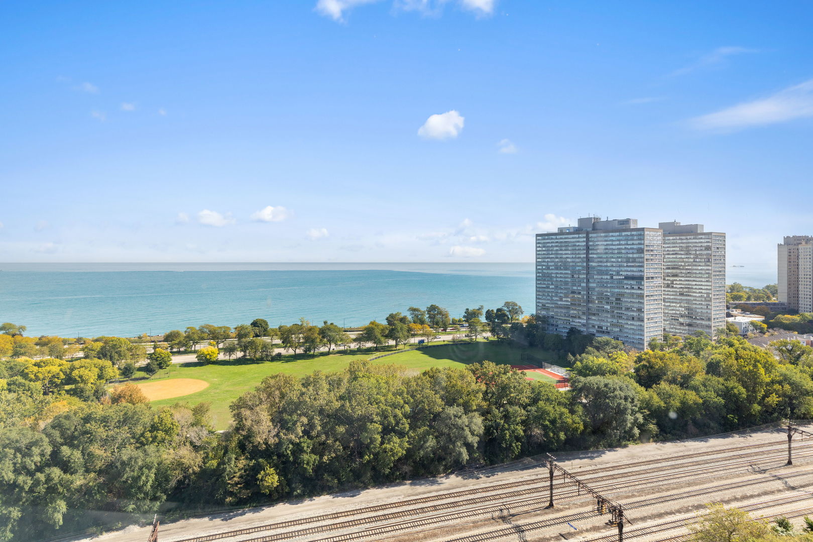 4800 S Lake Park Avenue 2102