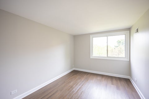Tiny photo for 450 Raintree Court #2B, Glen Ellyn, IL 60137 (MLS # 12703645)