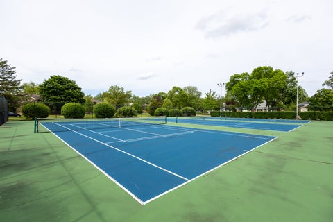 Tiny photo for 450 Raintree Court #2B, Glen Ellyn, IL 60137 (MLS # 12703645)