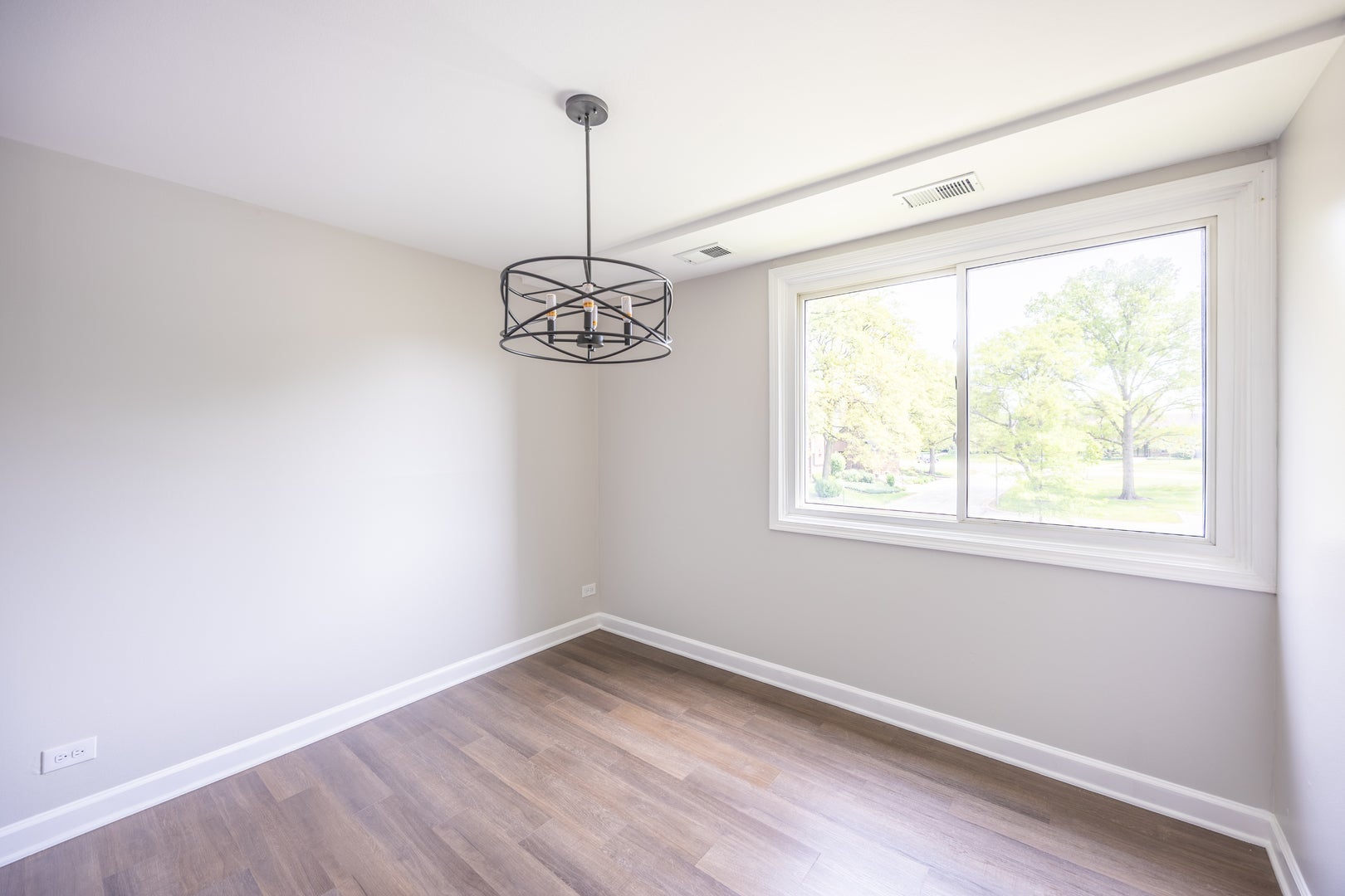 450 Raintree Court 2B