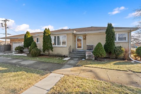 Tiny photo for 4855 N Sayre Avenue, Chicago, IL 60656 (MLS # 12551161)