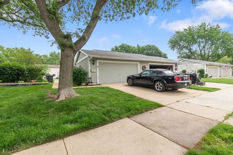 Photo of 2658 Sumac Street, Woodridge, IL 60517 (MLS # 12468412)