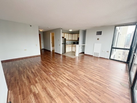 1122 N Clark Street 1702