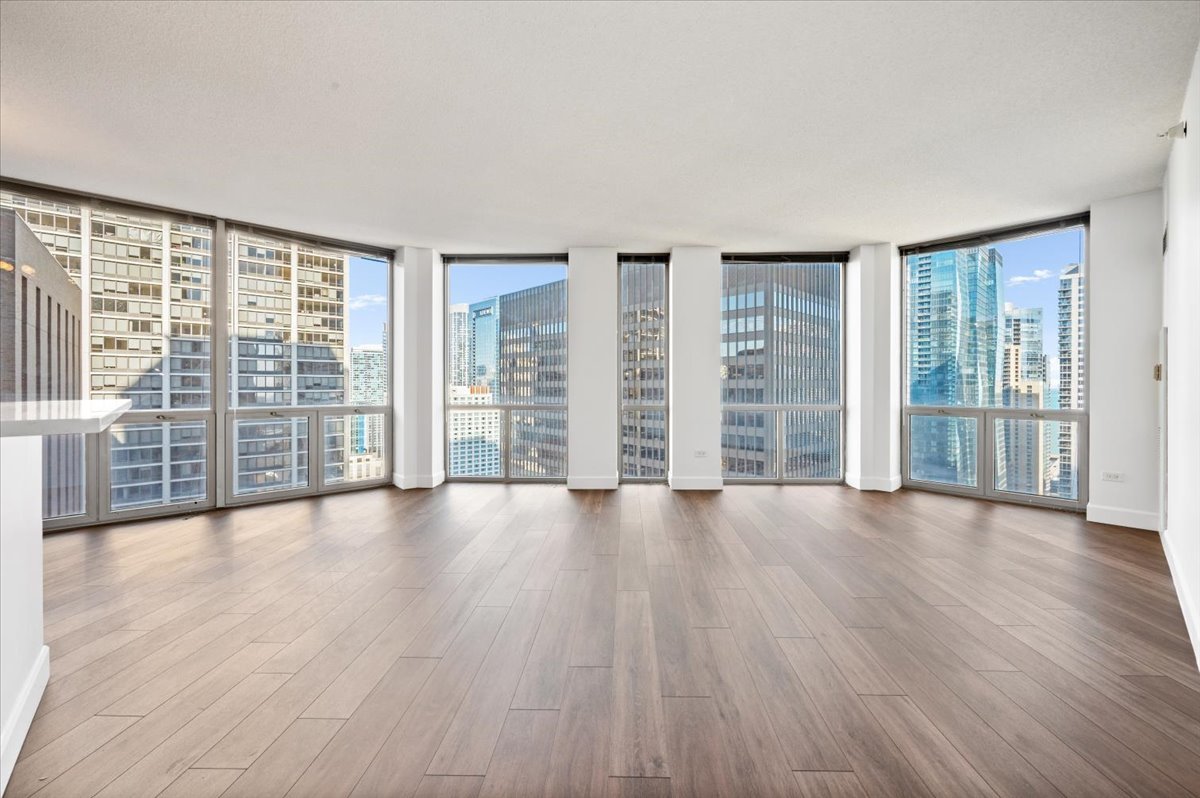 222 N Columbus Drive 3108