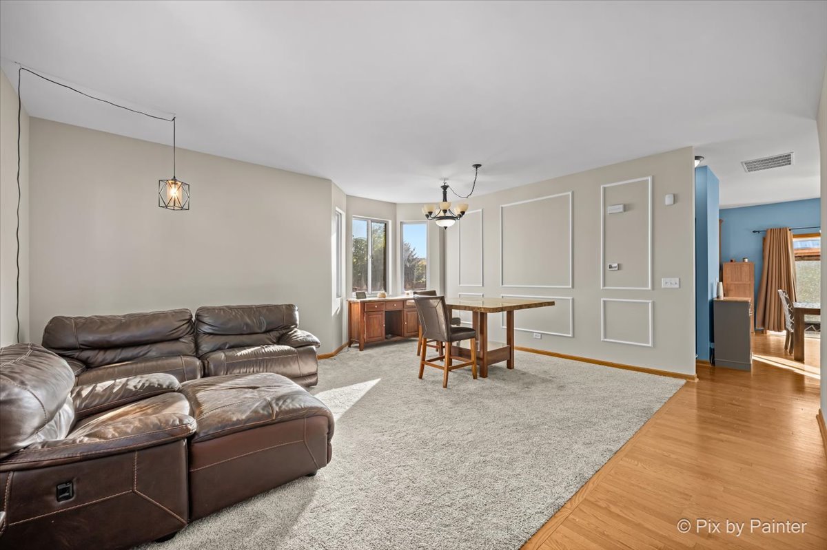 821 Glen Cove Lane