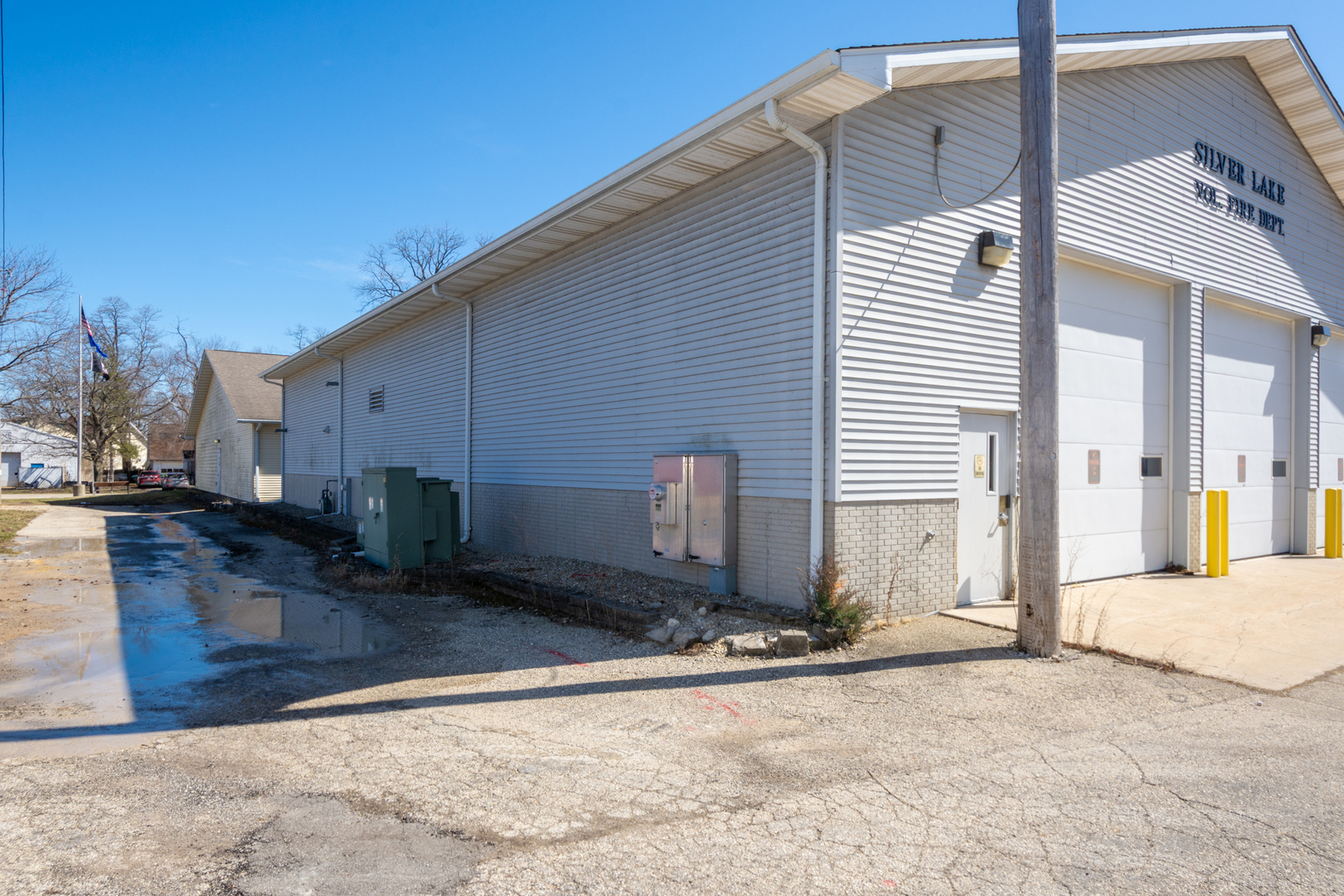 113 E 1st Street