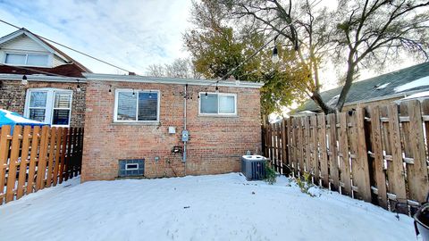 Tiny photo for 320 W 101st Place, Chicago, IL 60628 (MLS # 12515405)