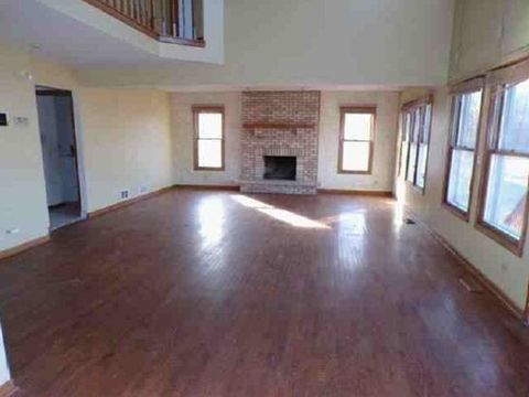 Tiny photo for 3902 Edgewater Drive, Hazel Crest, IL 60429 (MLS # 12585566)