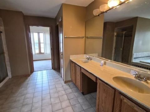 Tiny photo for 3902 Edgewater Drive, Hazel Crest, IL 60429 (MLS # 12585566)