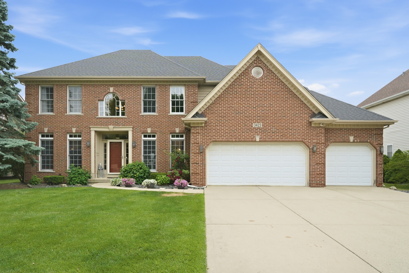 3423 Goldfinch Drive