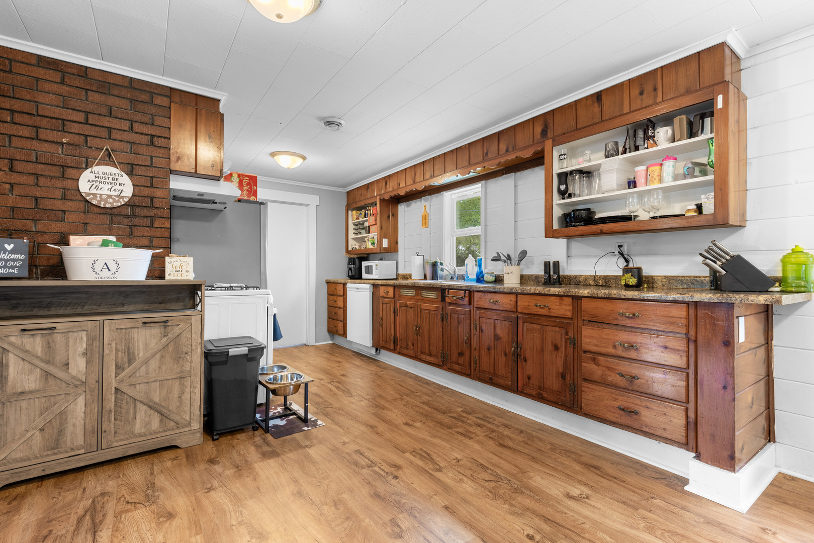 306 W Front Street