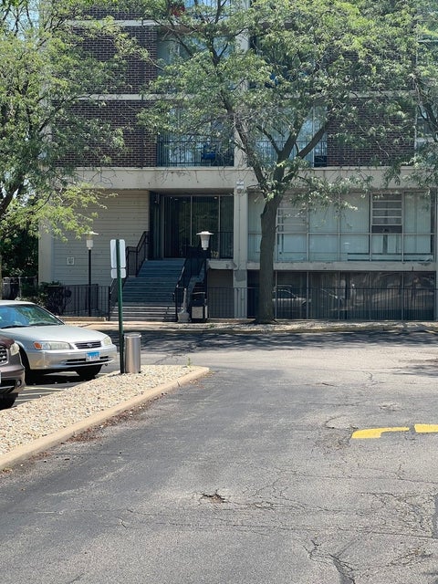Tiny photo for 1043 S YORK Road #202, Bensenville, IL 60106 (MLS # 12700430)