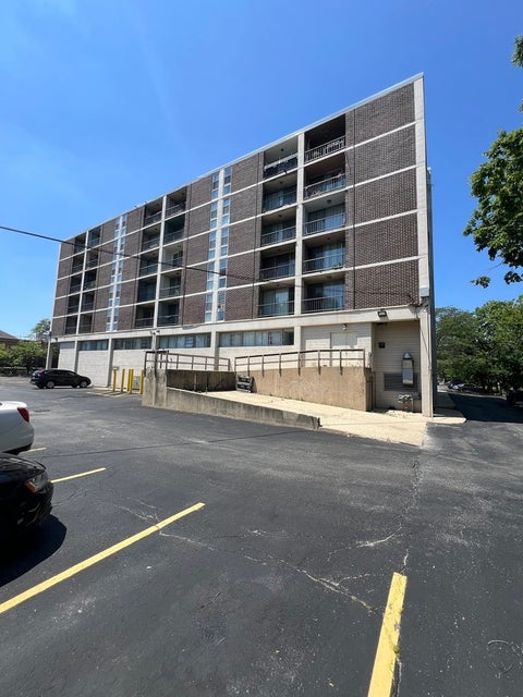 Tiny photo for 1043 S YORK Road #202, Bensenville, IL 60106 (MLS # 12700430)
