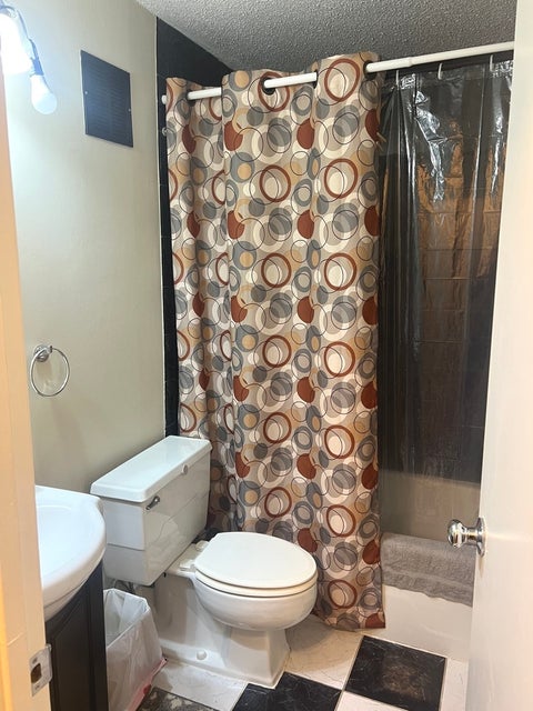 Tiny photo for 1043 S YORK Road #202, Bensenville, IL 60106 (MLS # 12700430)
