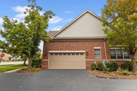 Tiny photo for 722 N NORTHWEST Highway #A, Park Ridge, IL 60068 (MLS # 12488743)