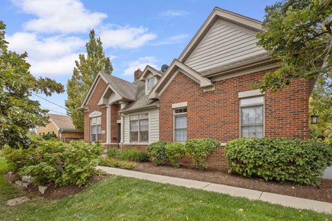 Photo of 722 N NORTHWEST Highway #A, Park Ridge, IL 60068 (MLS # 12488743)