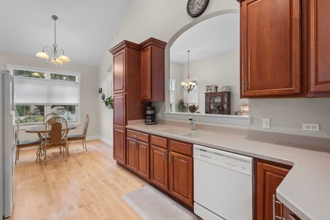 Tiny photo for 722 N NORTHWEST Highway #A, Park Ridge, IL 60068 (MLS # 12488743)