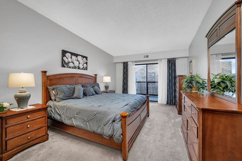 Tiny photo for 1420 Woodbridge Road #3A, Joliet, IL 60436 (MLS # 12641915)