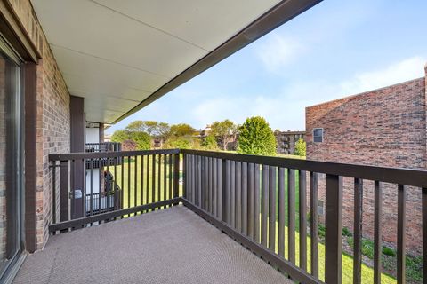 Tiny photo for 1420 Woodbridge Road #3A, Joliet, IL 60436 (MLS # 12641915)