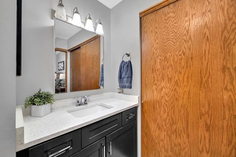 Tiny photo for 1420 Woodbridge Road #3A, Joliet, IL 60436 (MLS # 12641915)