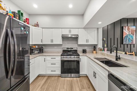 Tiny photo for Algonquin, IL 60102 (MLS # 12511200)