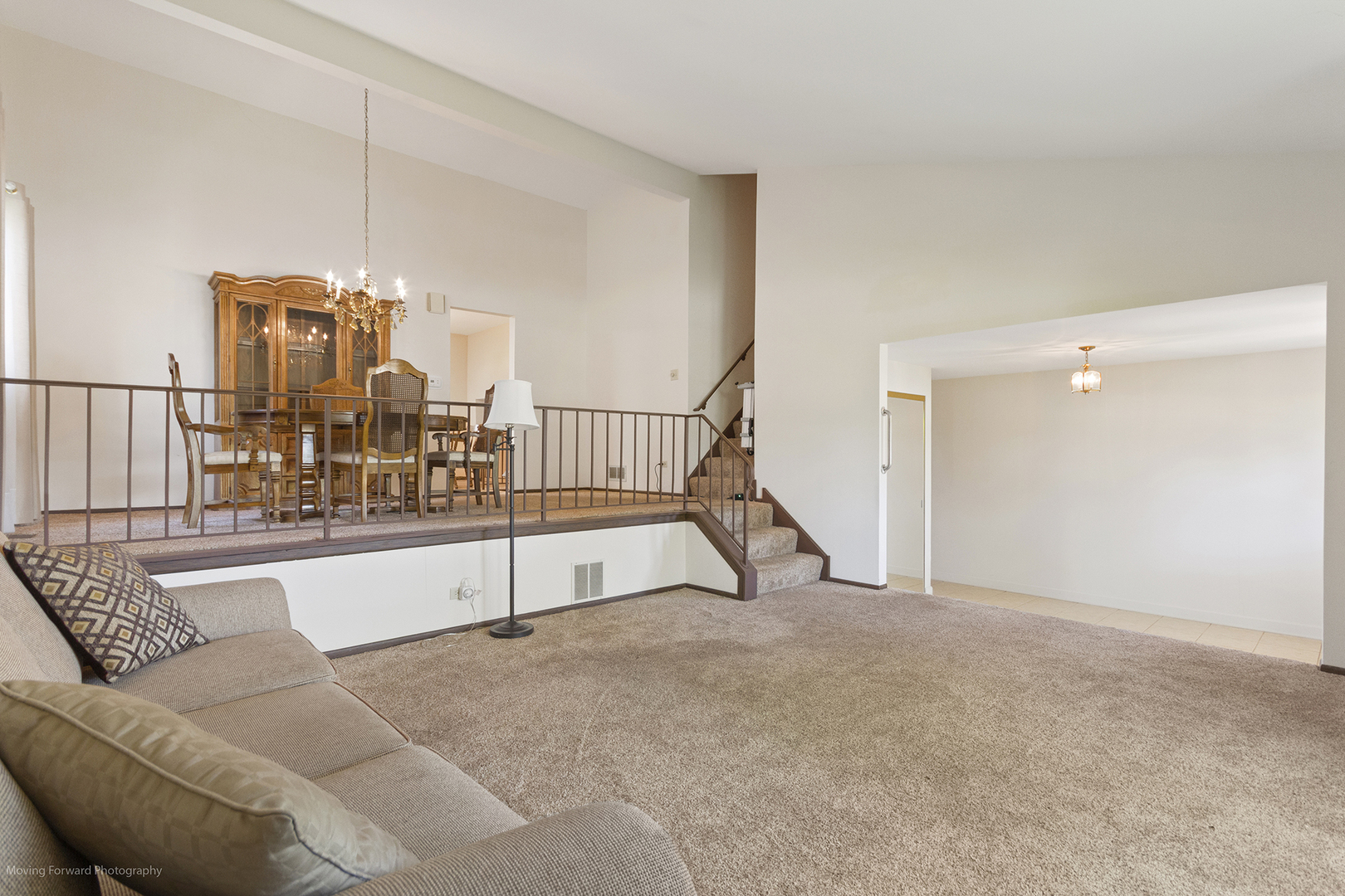1570 W Goldengate Drive
