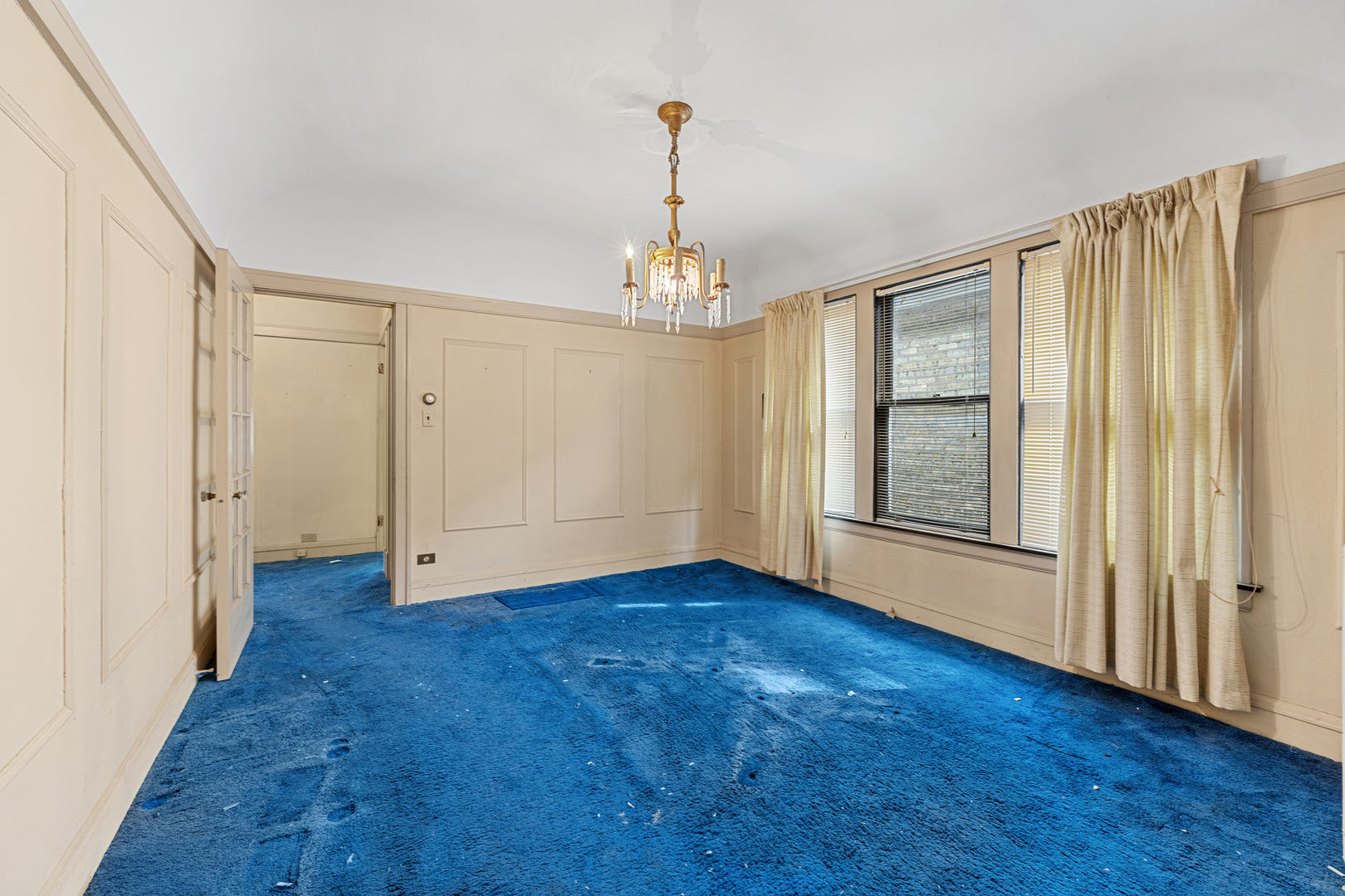 5335 N Saint Louis Avenue