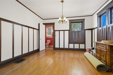 Tiny photo for 503 S E Evans Street, Bloomington, IL 61701 (MLS # 12488673)