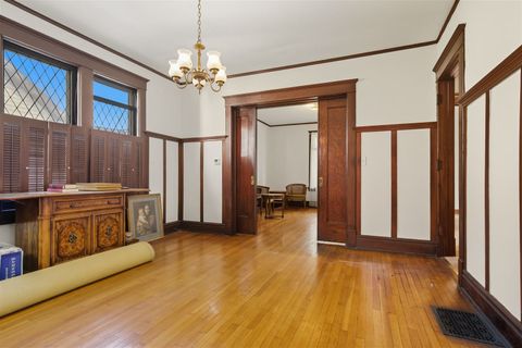Tiny photo for 503 S E Evans Street, Bloomington, IL 61701 (MLS # 12488673)
