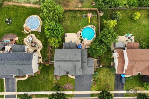 Tiny photo for 437 Raintree Drive, Oswego, IL 60543 (MLS # 12726943)