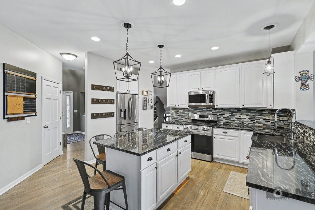 437 Raintree Drive