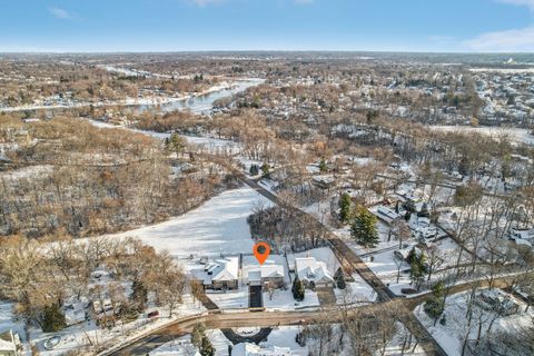 A home in Fox River Grove