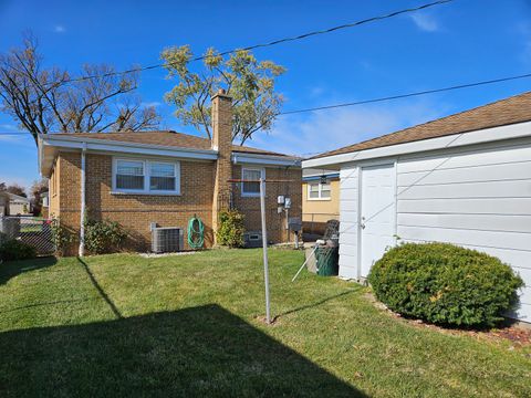 A home in Norridge