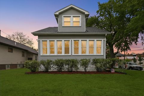 Tiny photo for 2 Elizabeth Street, Calumet City, IL 60409 (MLS # 12630319)