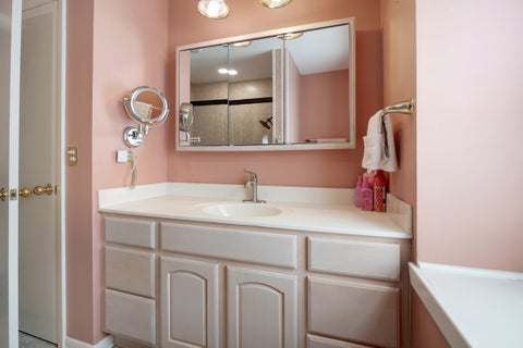 Tiny photo for 642 Burgundy Court #F, Elk Grove Village, IL 60007 (MLS # 12740776)