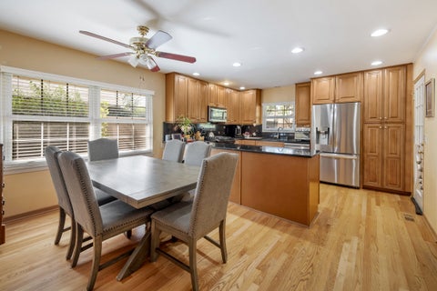 Tiny photo for 642 Burgundy Court #F, Elk Grove Village, IL 60007 (MLS # 12740776)