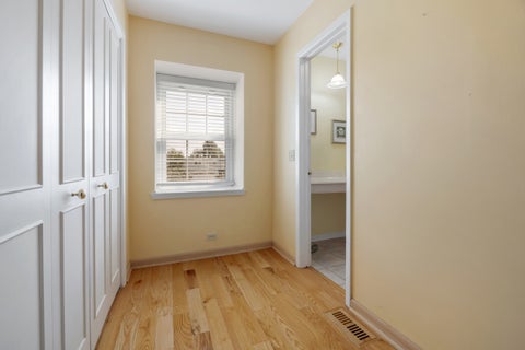 Tiny photo for 642 Burgundy Court #F, Elk Grove Village, IL 60007 (MLS # 12740776)